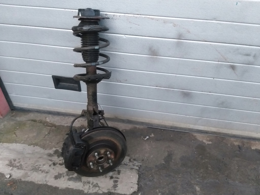 фото №1, Mcperson правый поворотный кулак subaru forester iii 2.0d