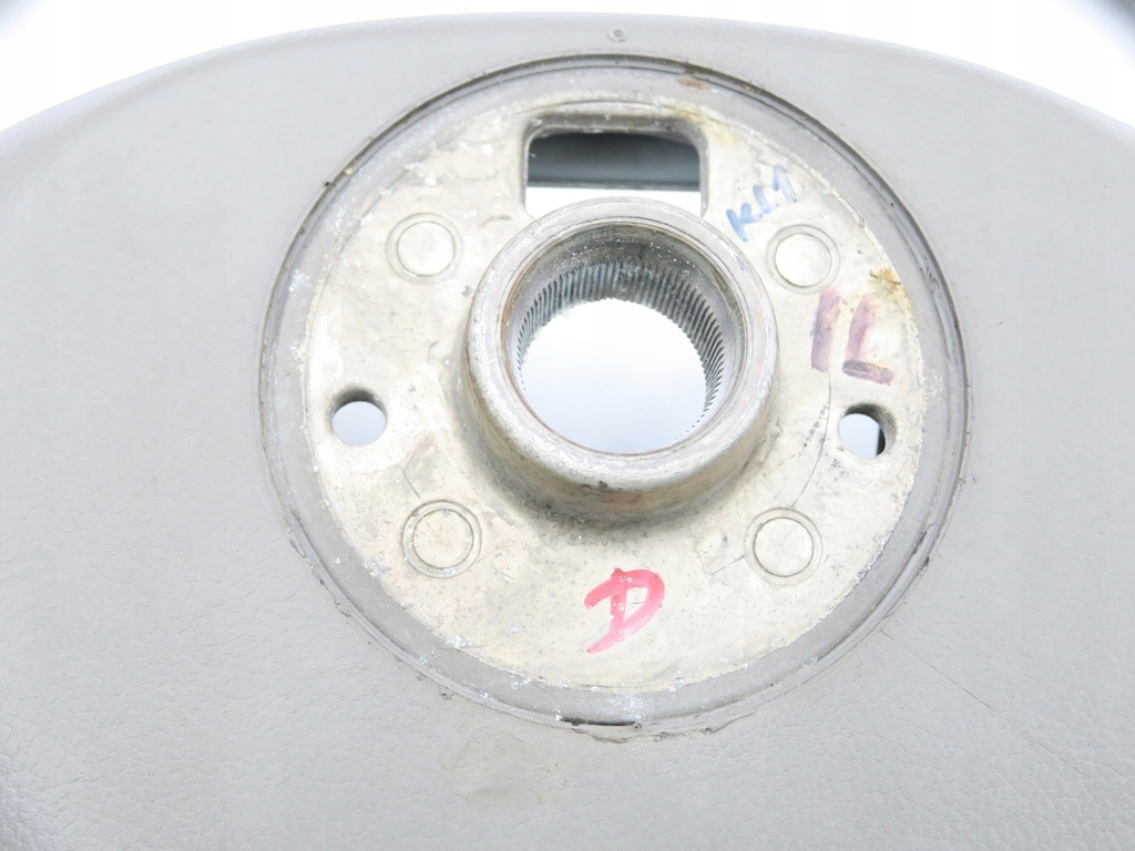 фото №16, Воздуховод серая кожа audi a4 b5 99-01 a8 d2 99-0