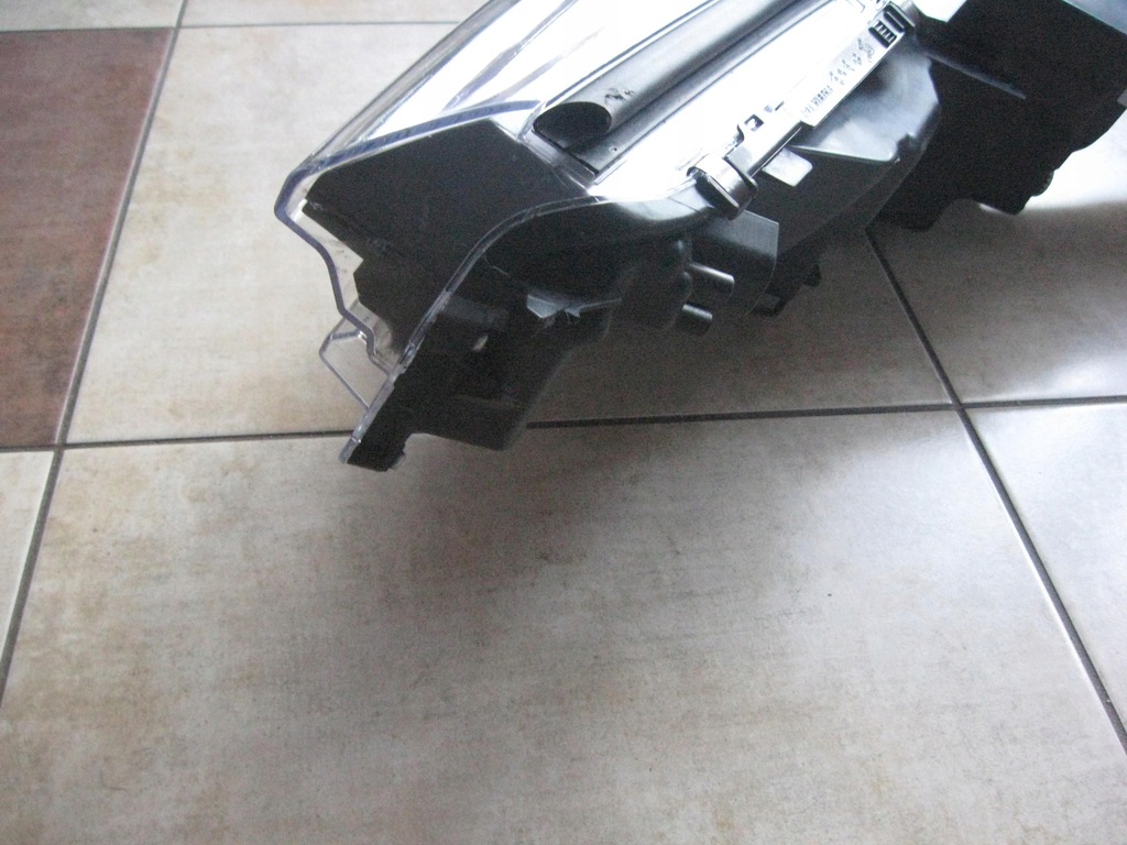 фото №10, Левая правая лампа - full led - toyota c-hr - chr