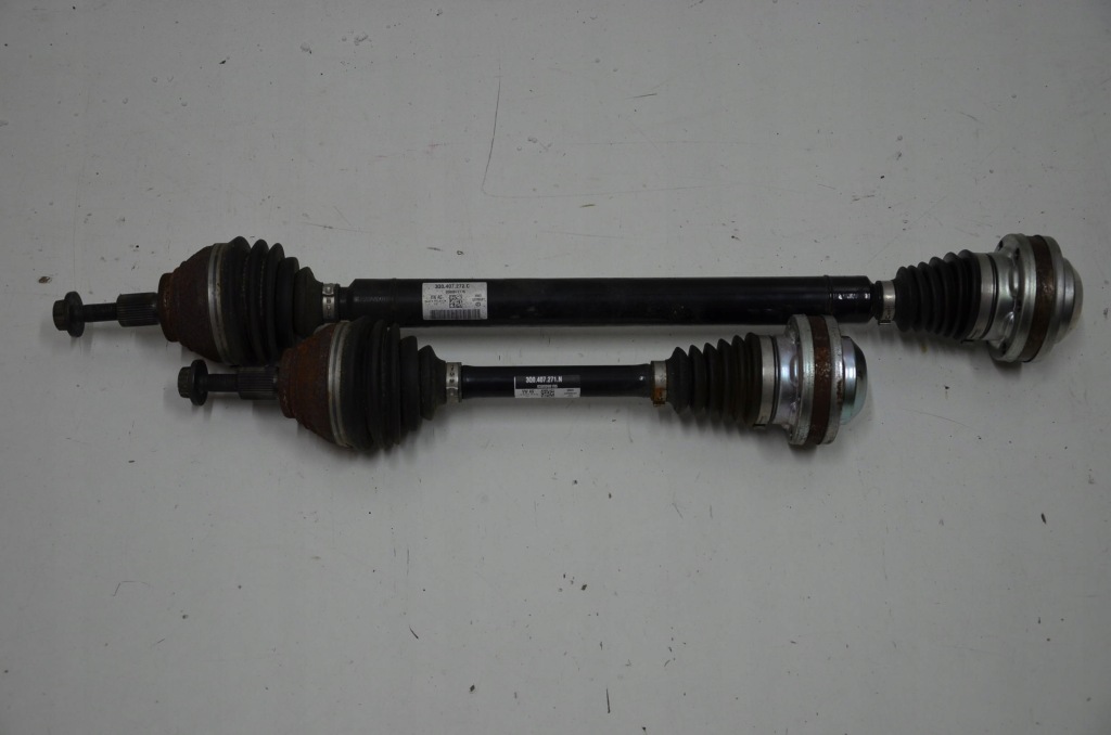 фото №1, Vw passat b8 2.0tdi привідний вал ліва 3q0407271n