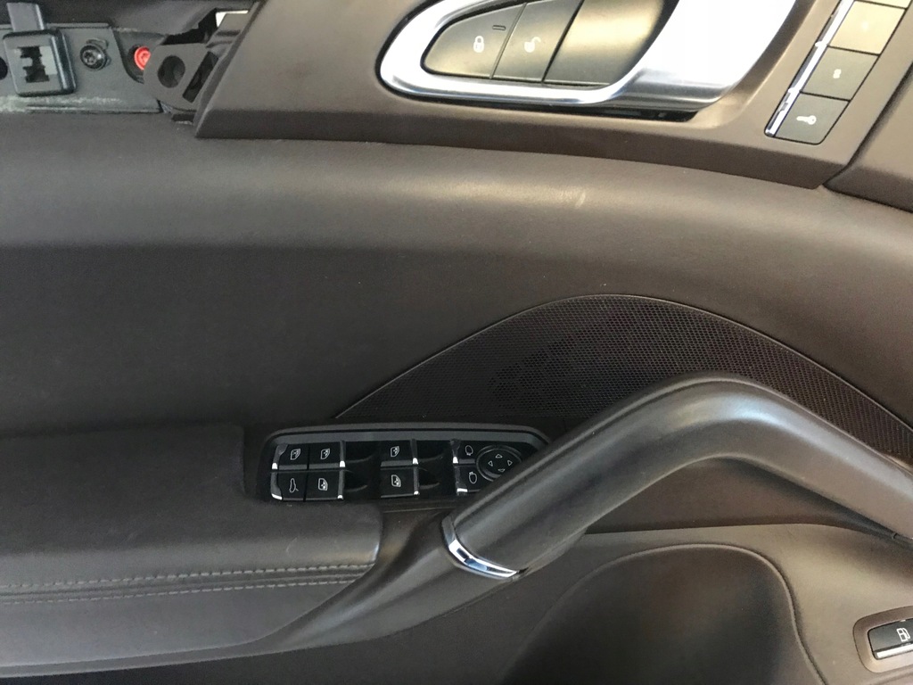 фото №5, Обивка дверь левый перед porsche cayenne 7p5 lif