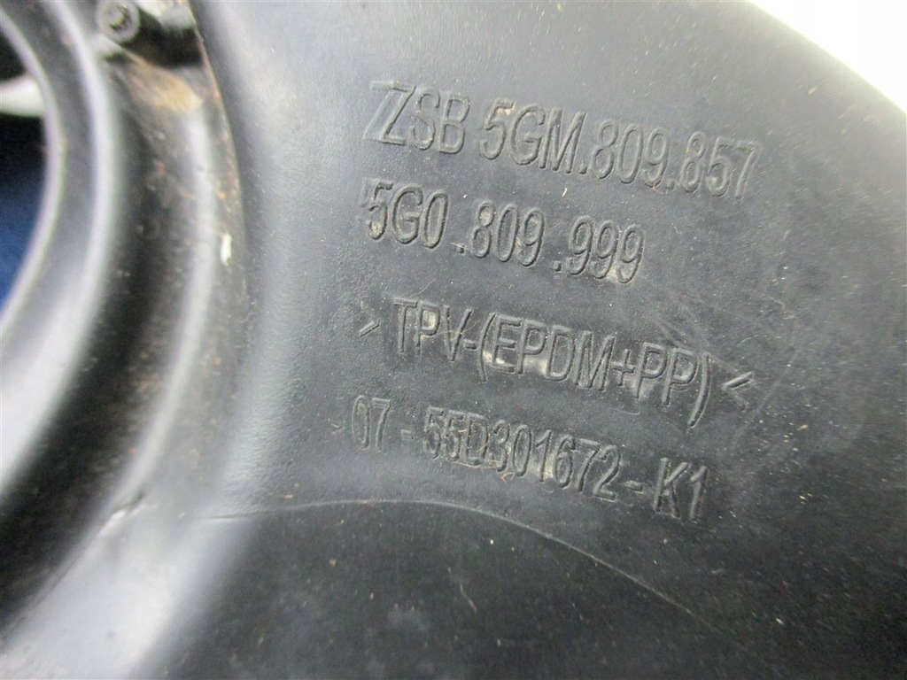 фото №7, Крышка заливной топлива vw golf vii beetle 5g0809999