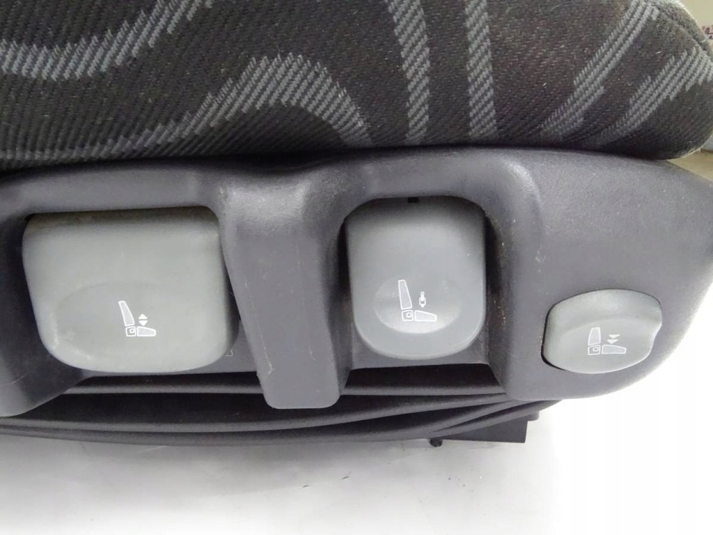 фото №8, Iveco stralis hi-way x-way 13- e6 сидіння правий пасажира пневматичний