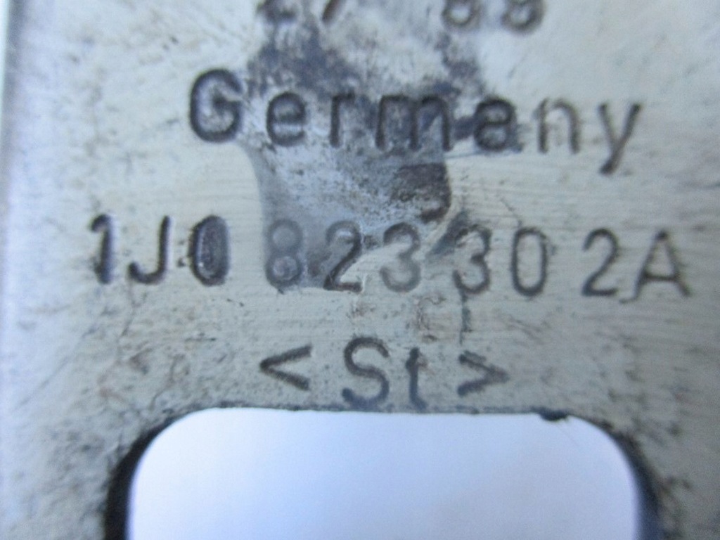 фото №4, Петли петля капот vw golf 4 iv 1j0 правый левый