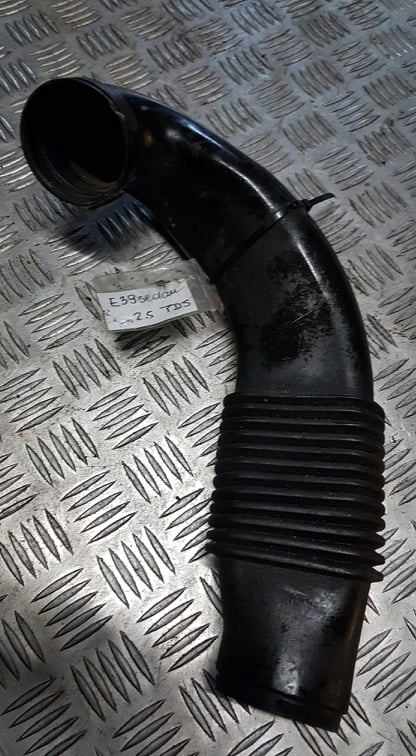 фото №1, Труба воздухозаборник воздуха bmw e39 525 tds