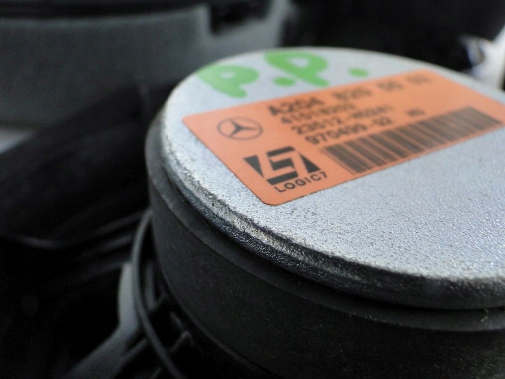 фото №12, Mercedes динамики harman kardon комплект динамиков