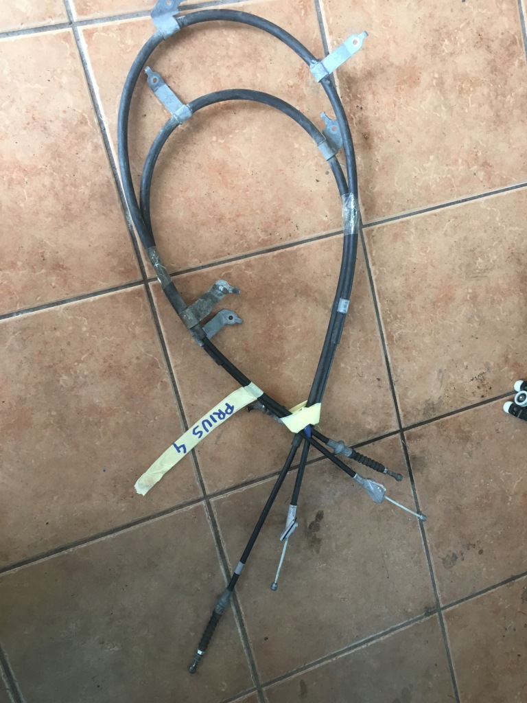 фото №1, Трос тросы тормоза ручного toyota prius iv