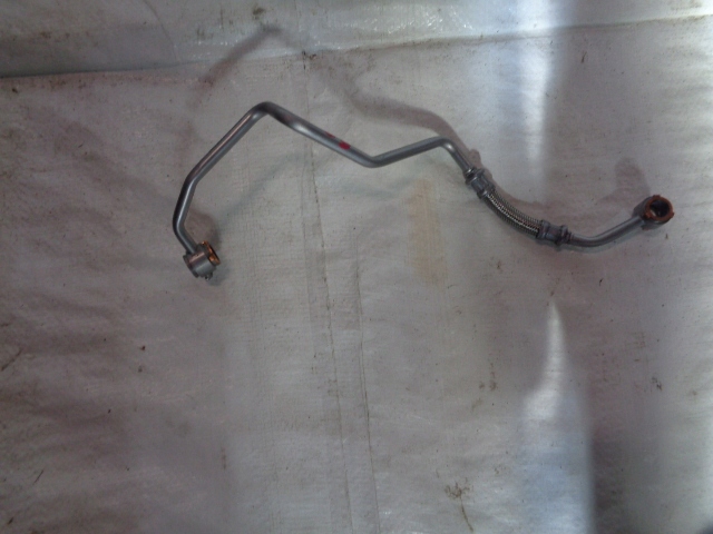 фото №1, Citroen peugeot 1.5 bluehdi шланг оливи