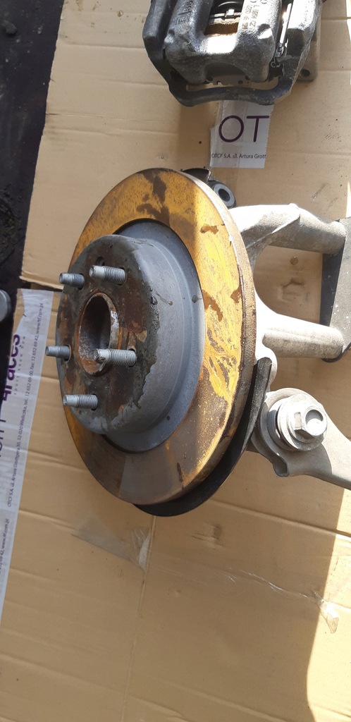 фото №1, Insignia b комплектная поворотный кулак задняя prawaigła