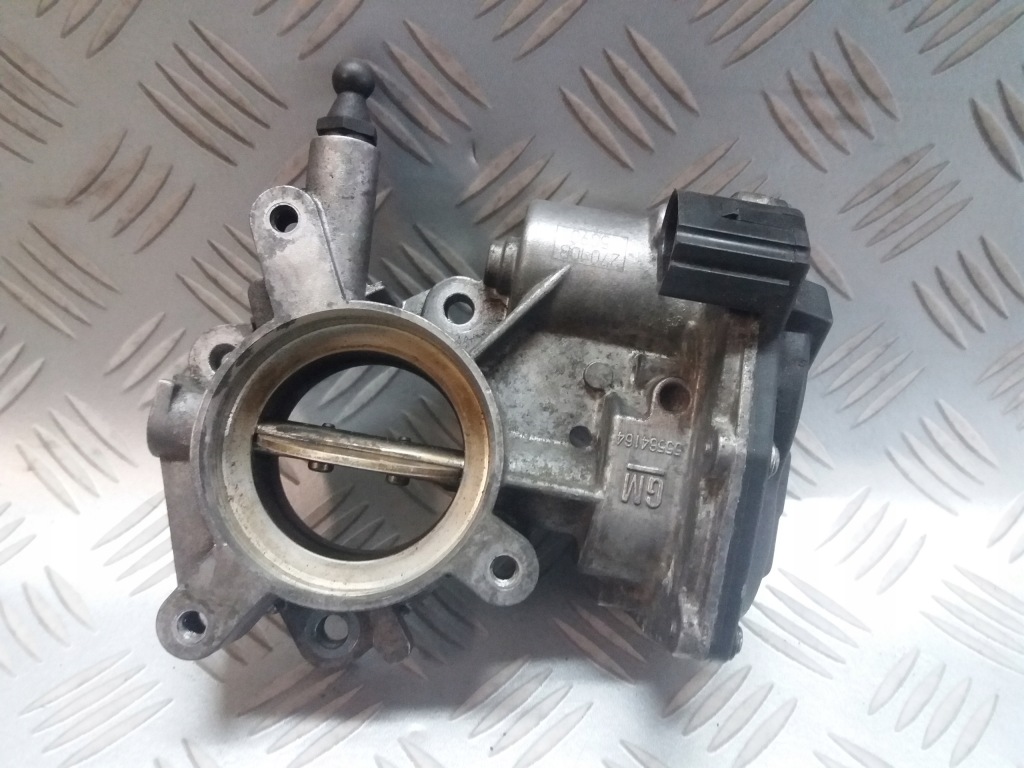 фото №1, 55564164 дроссельная заслонка opel insignia 2.0 cdti