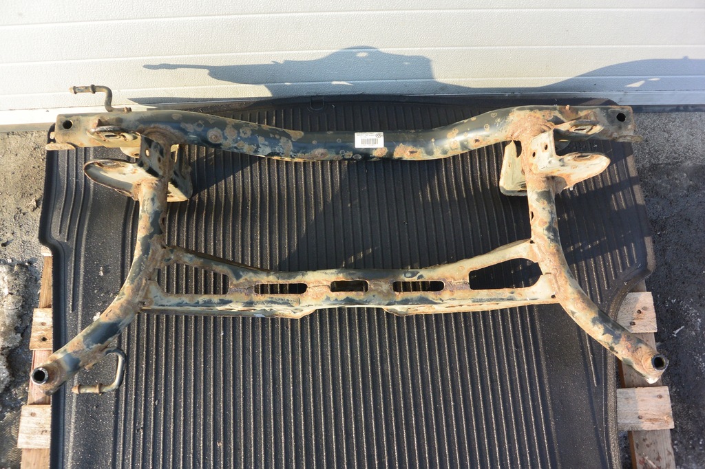 фото №4, Подвеска подрамник задняя 2.0 tfsi 2wd audi tt 8j подрамник