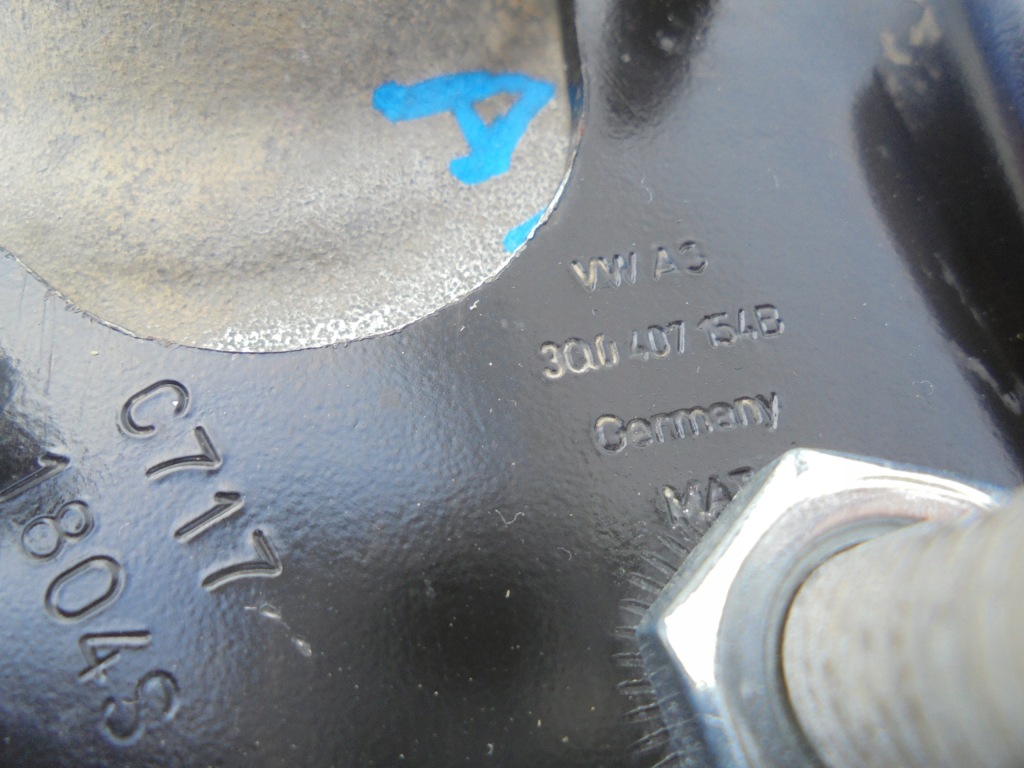 Seat ateca важіль перед правий передній 3q0407154b Київ