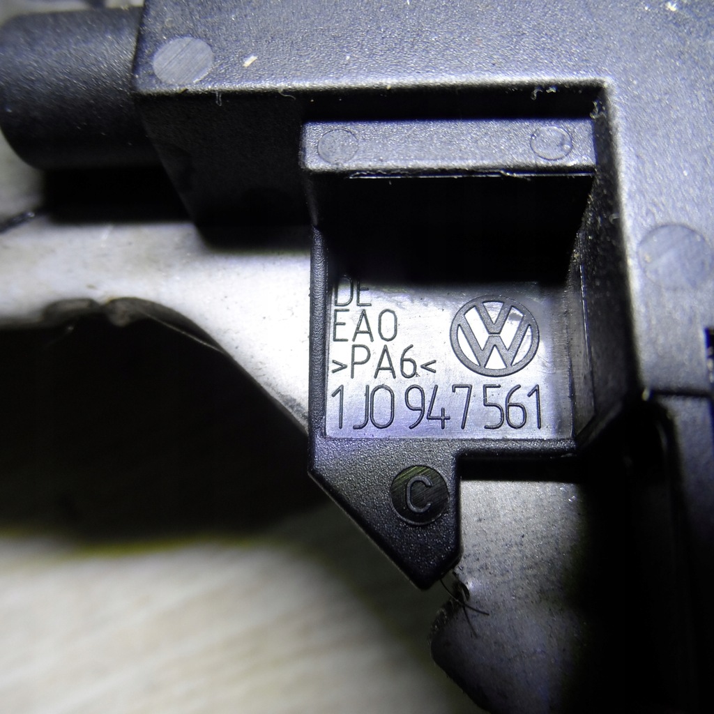 фото №10, Рычаг тормоза ручного vw new beetle 15r