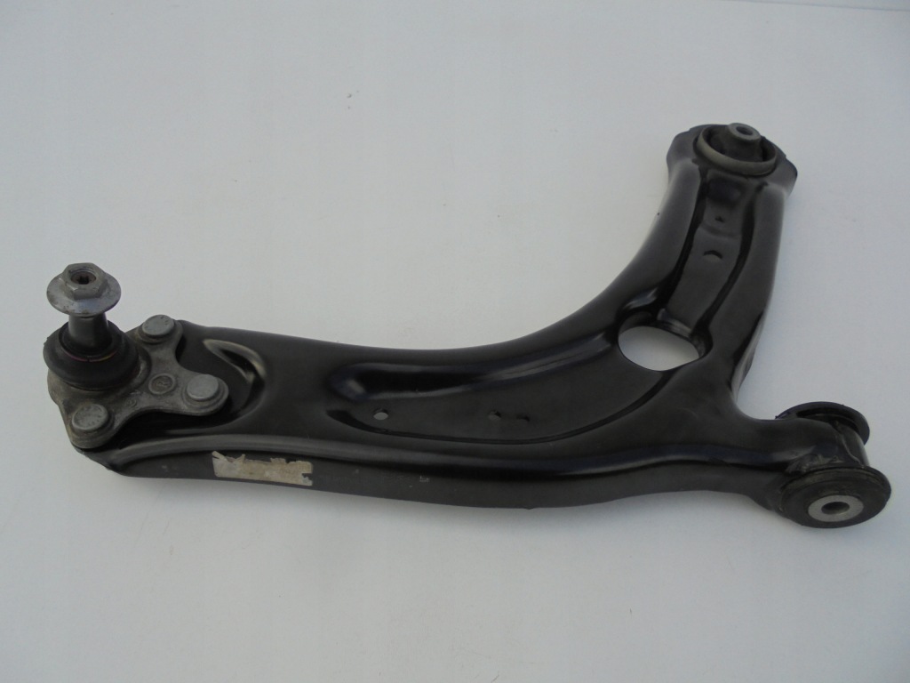 Купити Seat ateca важіль перед правий передній 3q0407154b