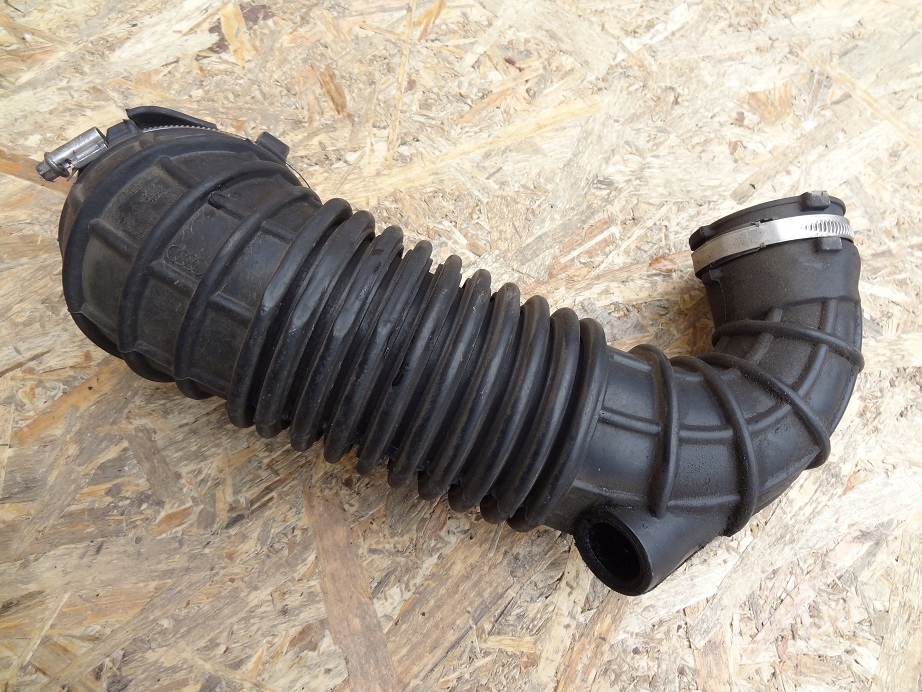 фото №1, Труба шланг інтеркулер audi a4 b8 a5