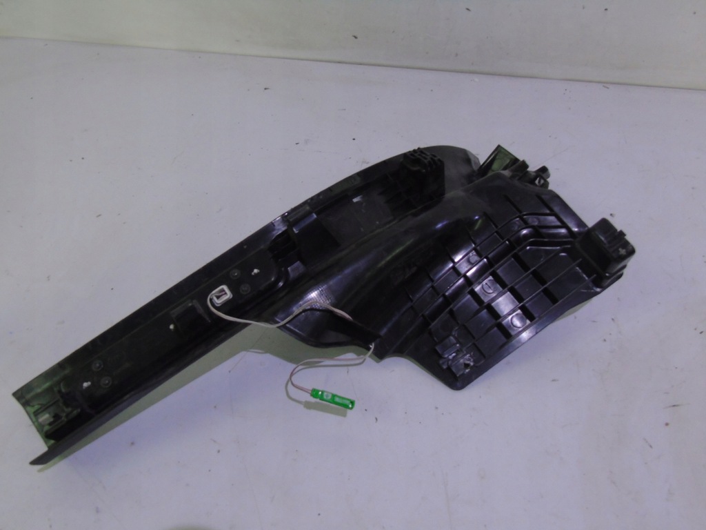 фото №4, Volvo s90 лівий пластик поріг 31377618