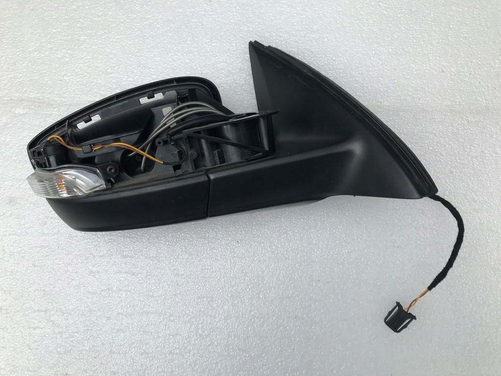 фото №1, Skoda rapid 5j правое зеркало 2 pin 2012-2016