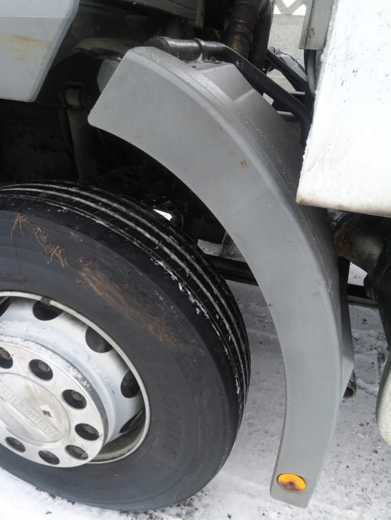 фото №1, Труба кронштейн бризковик mercede atego 2823