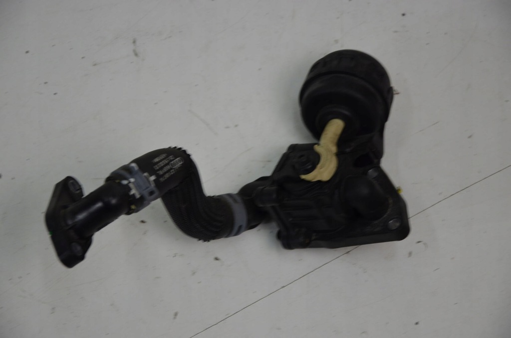 фото №1, Audi a8 4h клапан регулювальний 059121737aj