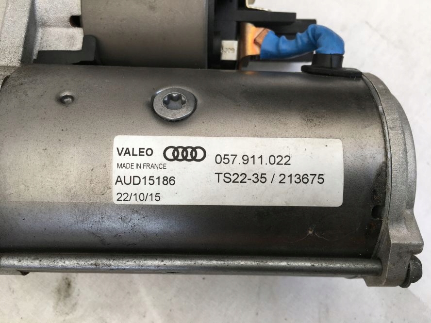 Audi a8 d5 3.0 tdi 18 - стартер 057911022 Доставка