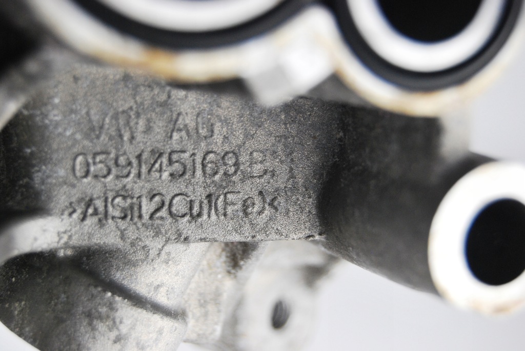 фото №2, Кронштейн компресора audi a4 a5 a6 a7 059145169bm