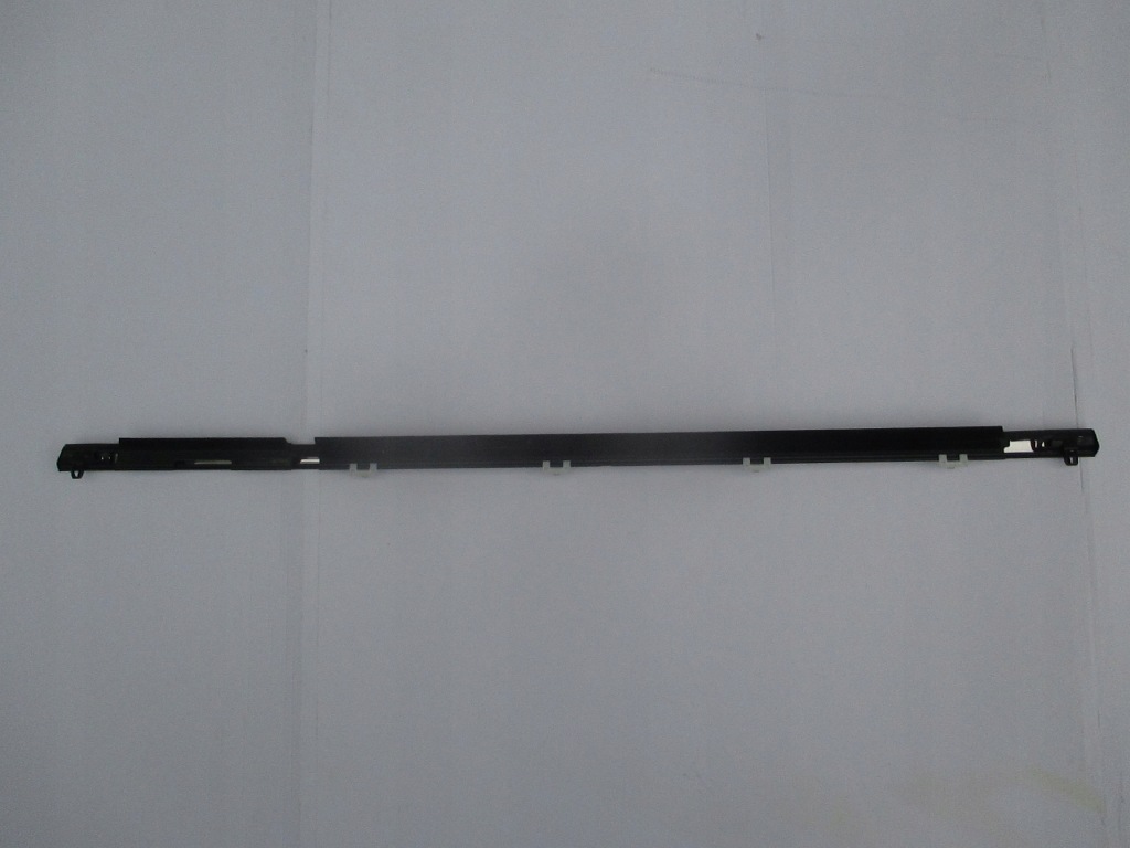 фото №3, Mazda 6 молдинг уплотнитель левая задняя hb