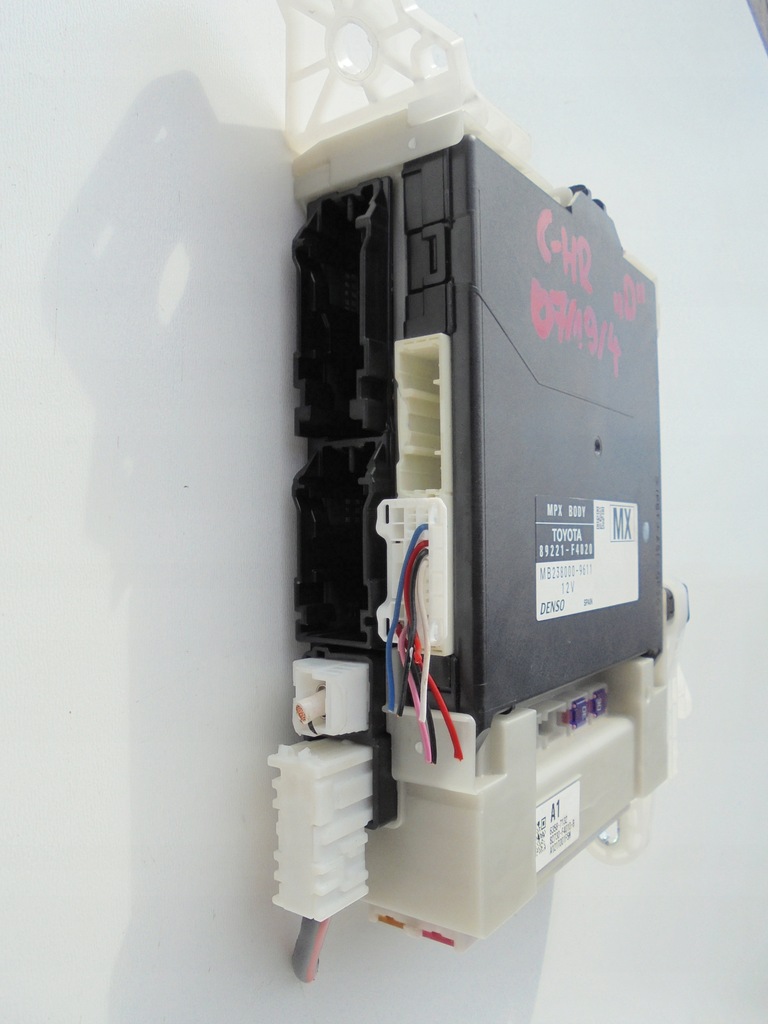 фото №8, Toyota c-hr chr 1.8 гибрид модуль bsi жгут блок управления 89221-f4020 2016-