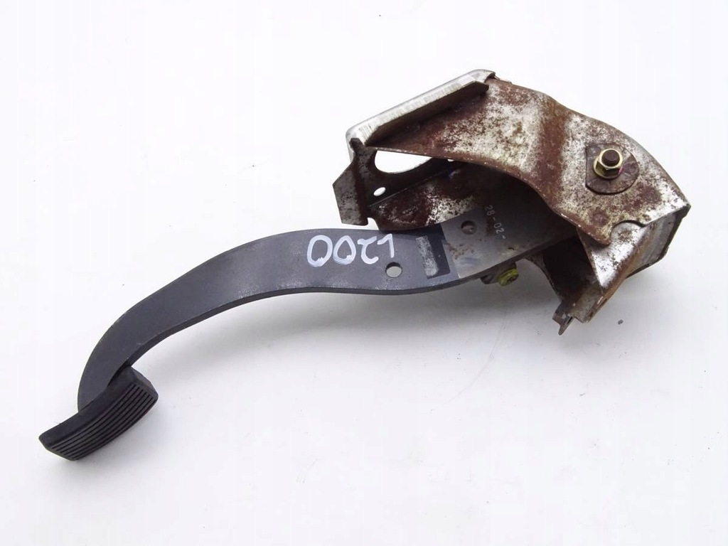 фото №1, Mitsubishi l200 96-06 педаль тормоза