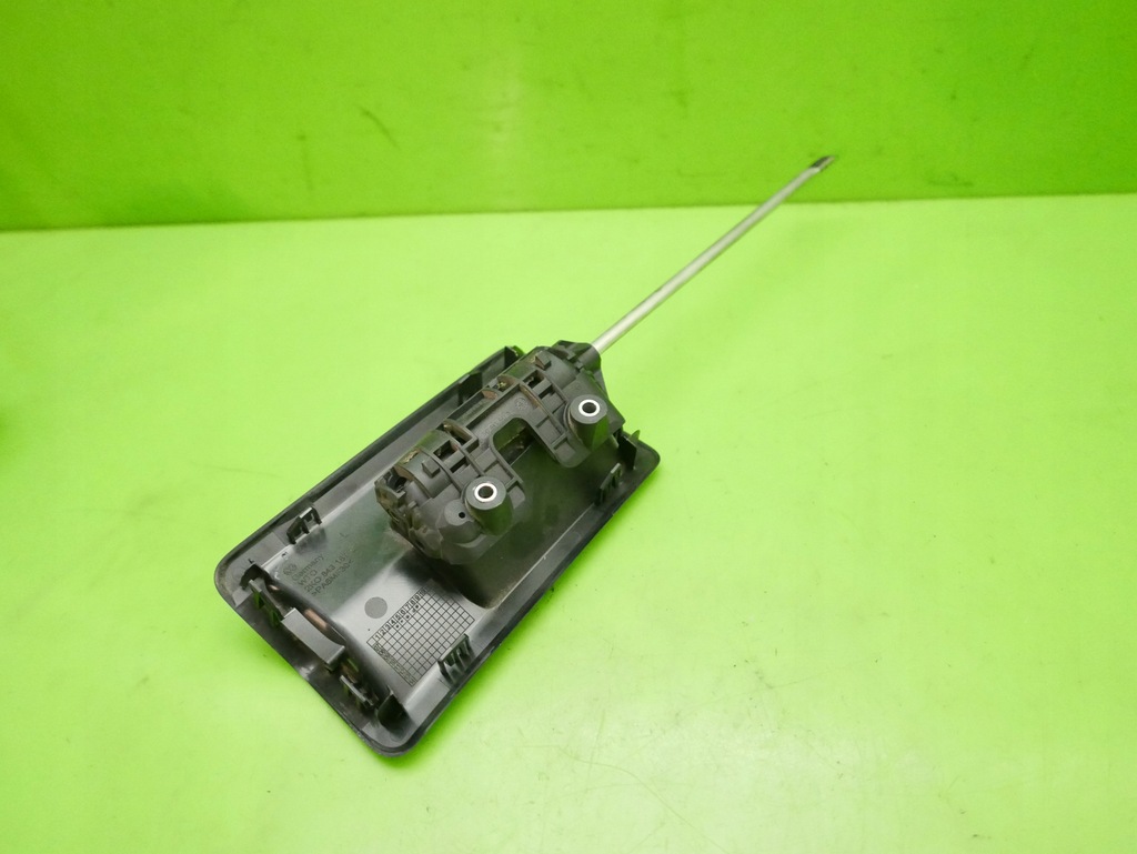 фото №8, Ручка внутренняя правая задняя vw caddy iii 2k 03-10