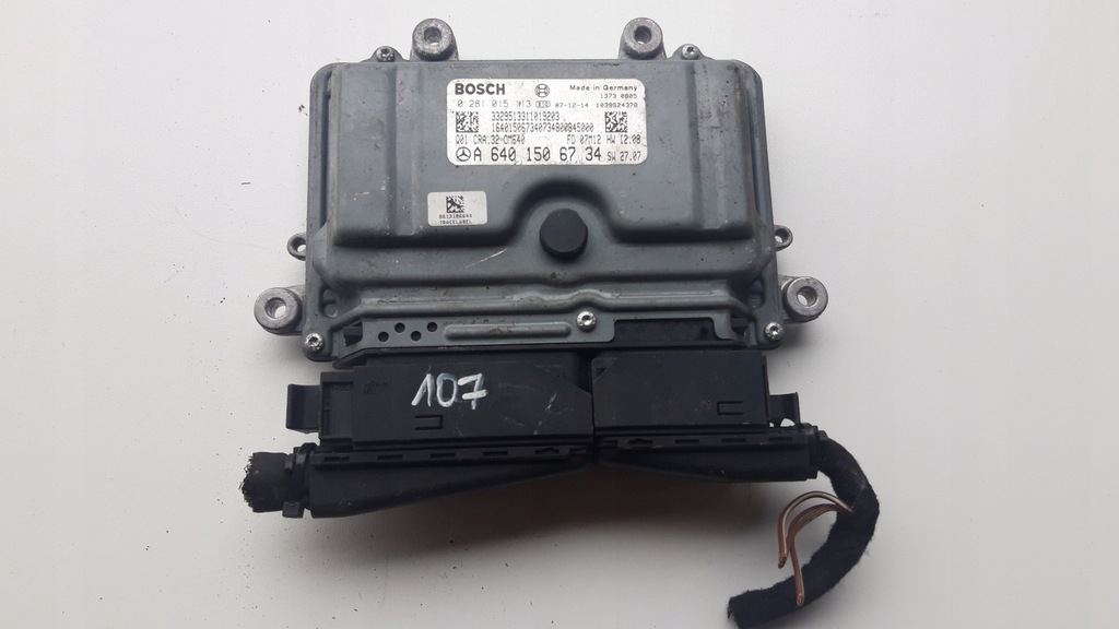 фото №1, Блок управления бортовой компьютер a6401506734 mercedes
