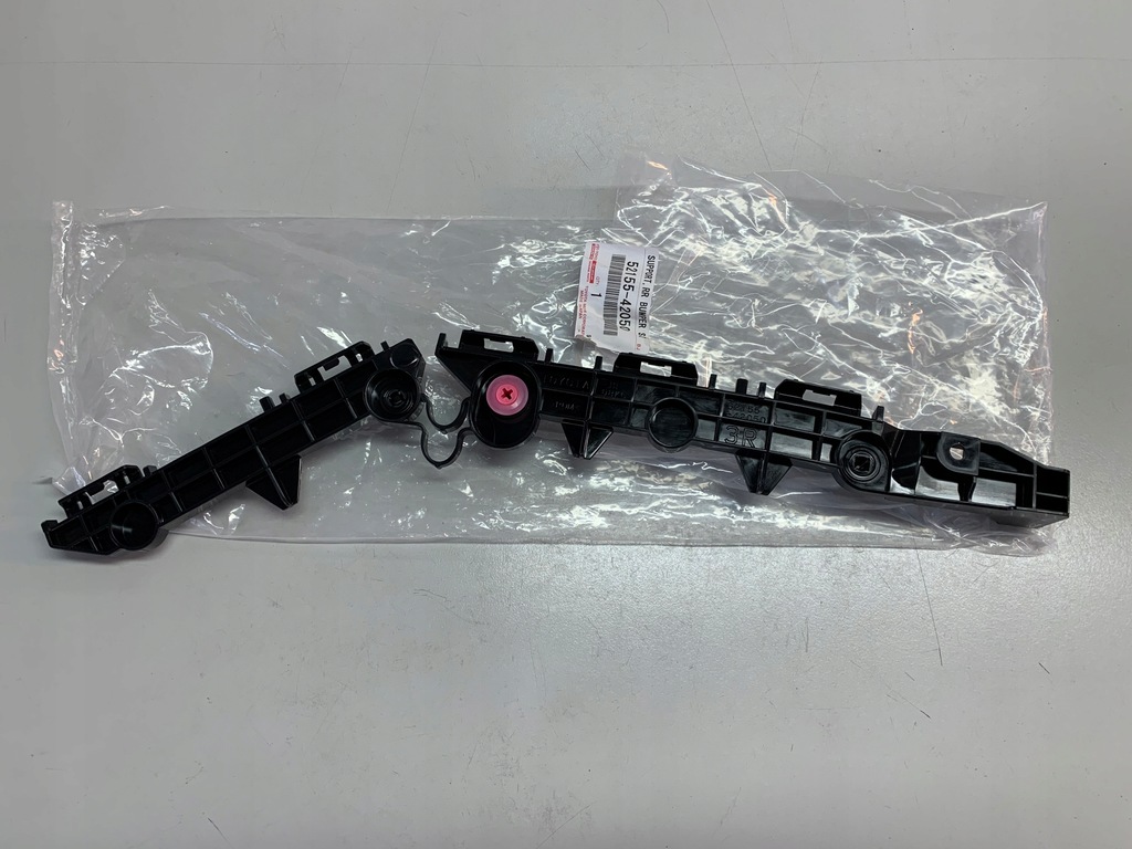 фото №1, Toyota rav4 v 2019- направляющая бампера правый задняя новый