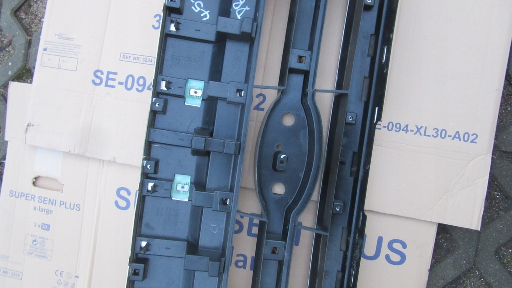 фото №8, Решітка радіатора решітка решітка радіатора ford ranger 2015 2016 хром значок