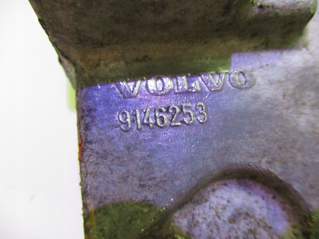 фото №10, Volvo v40 s40 1.9t 2.0t кронштейн кронштейн двигателя