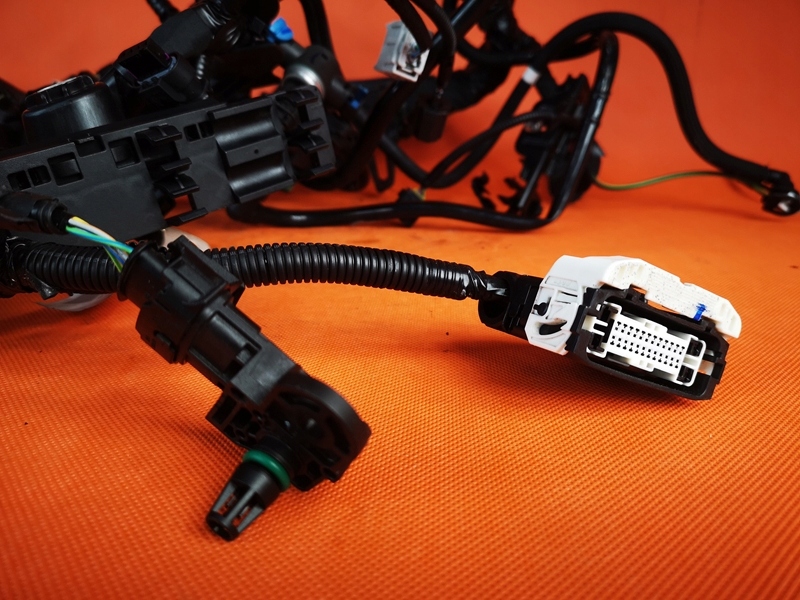 фото №9, Volvo v40 t3 комплектная жгут электрическая двигателя