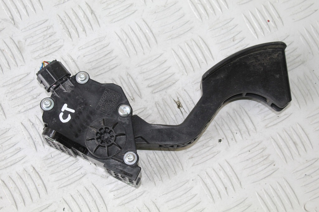 фото №1, Педаль газу lexus ct 200h lift 78110--76090