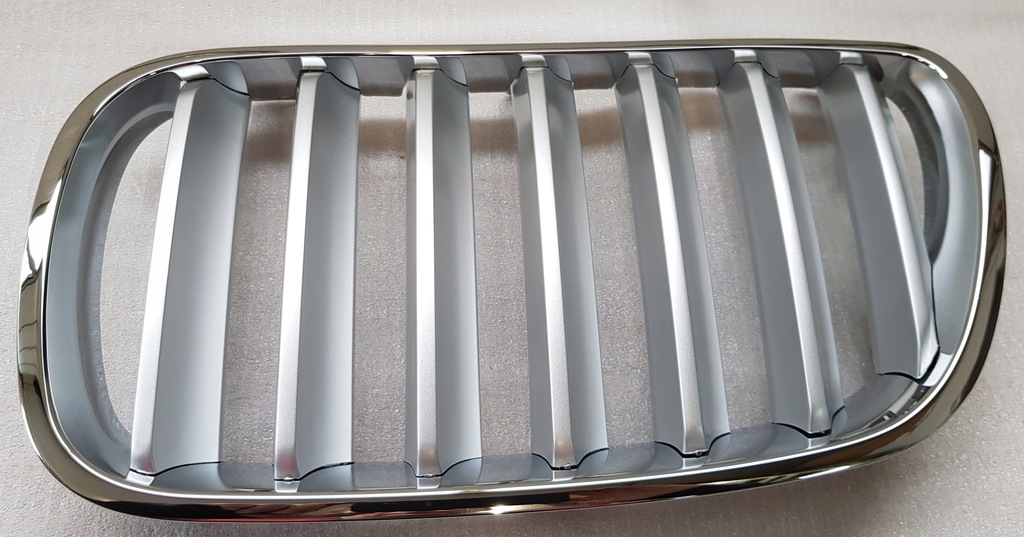фото №1, Bmw x3 e83 2006-2010 решітка радіатора решітка радіатора титан хром