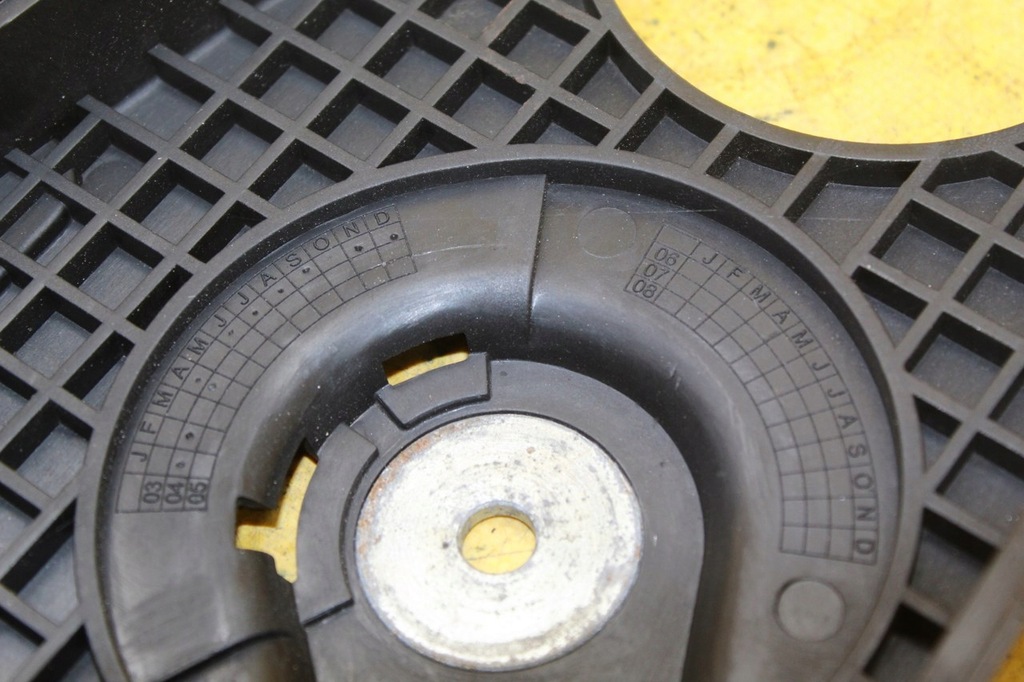 фото №5, Защита распределительного вала jaguar xj xf 276dt 2.7 4r8q6a247ae