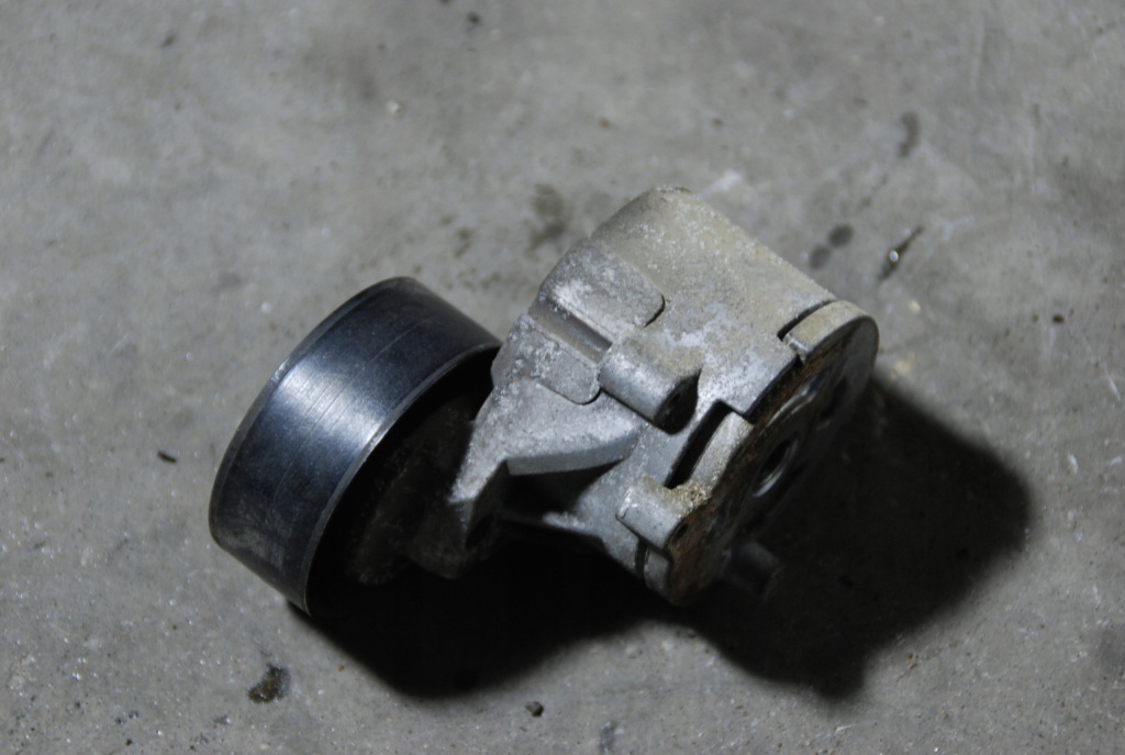 фото №2, Fiat doblo ii combo 1.3 jtd ролик натяжитель 10-