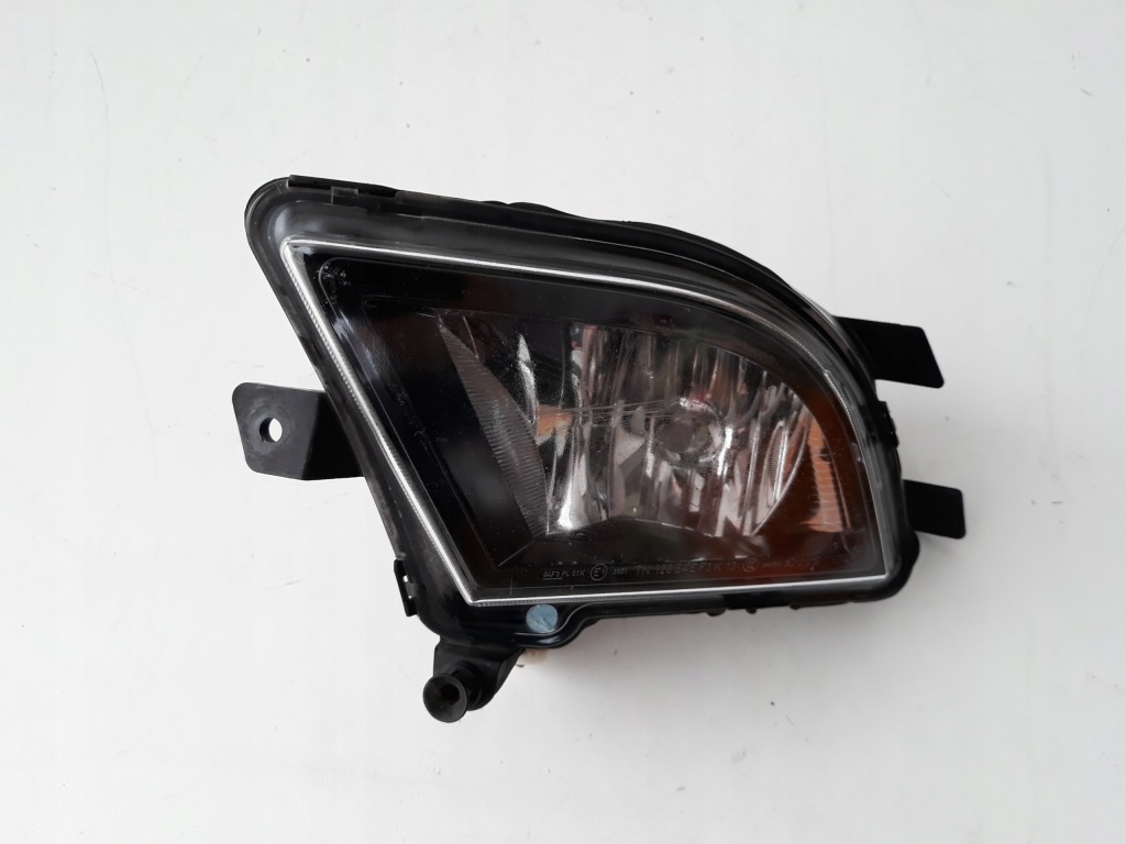 фото №1, Противотуманная фара vw jetta 5c lift