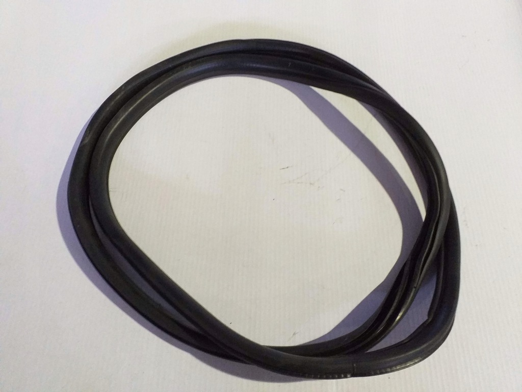 фото №1, Bmw x4 f26 прокладка дверь задних левая 7380923