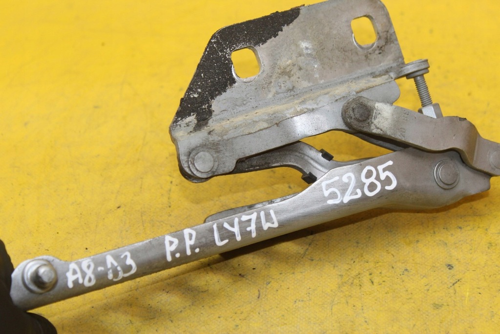 фото №6, Audi оригінальний номер 4e0823302e петля капот p