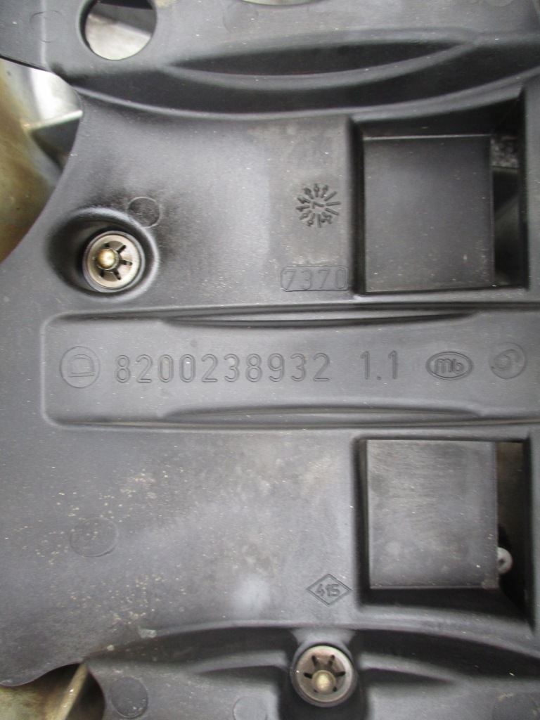 Поддон масляная renault nissan dacia 1.5dci Доставка