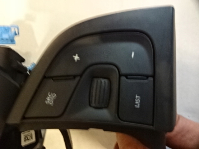 фото №4, Мультифункція керма citroen c4 cactus