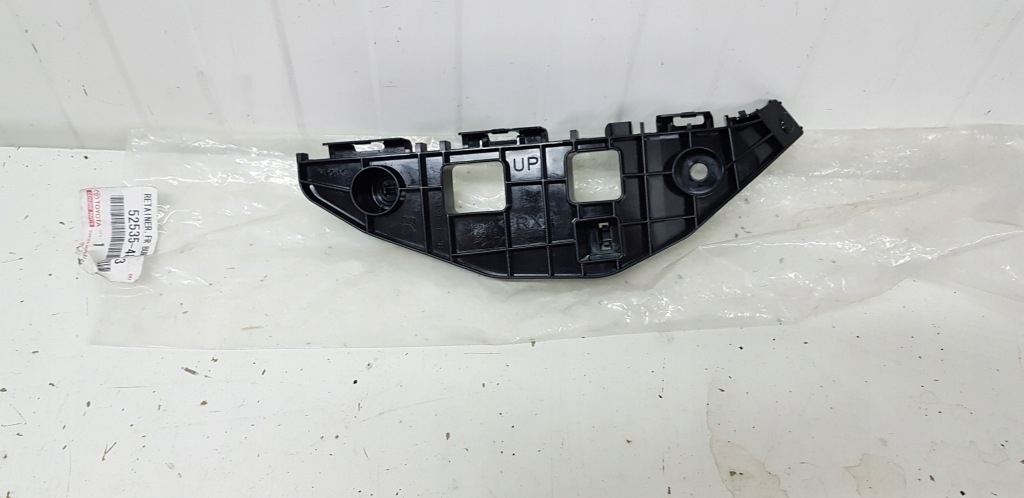 фото №1, Lexus rx 08-12 напрямна кронштейн бампер крила перед