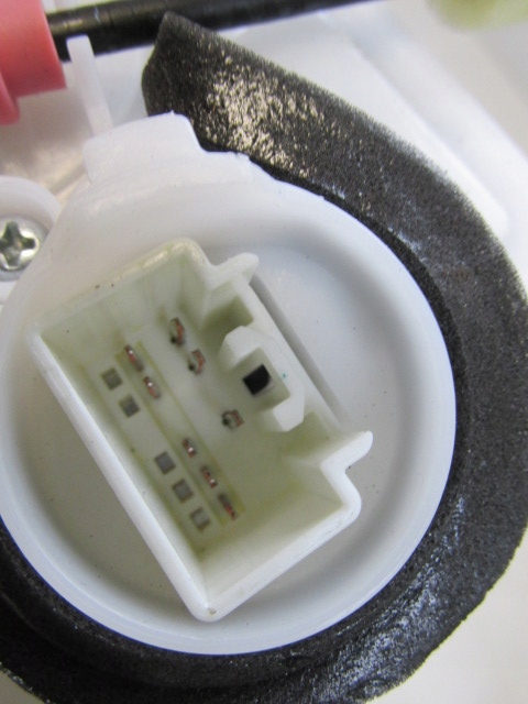 фото №4, Замок двері правий задня mazda cx-3