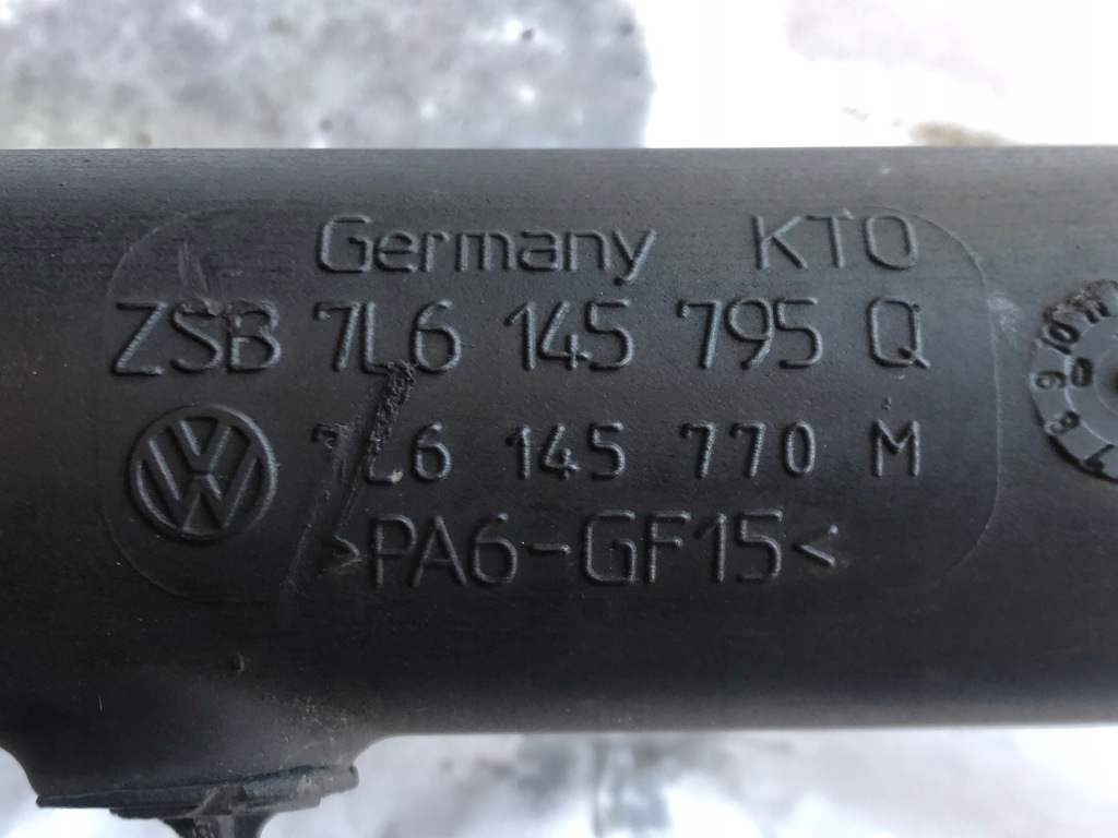 фото №4, Vw touareg 3,0 труба шланг воздуха 7l6145795q