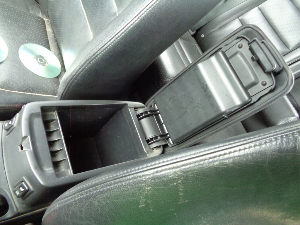 фото №7, Крышка бардачка подлокотник mazda 6 i gg 02-05