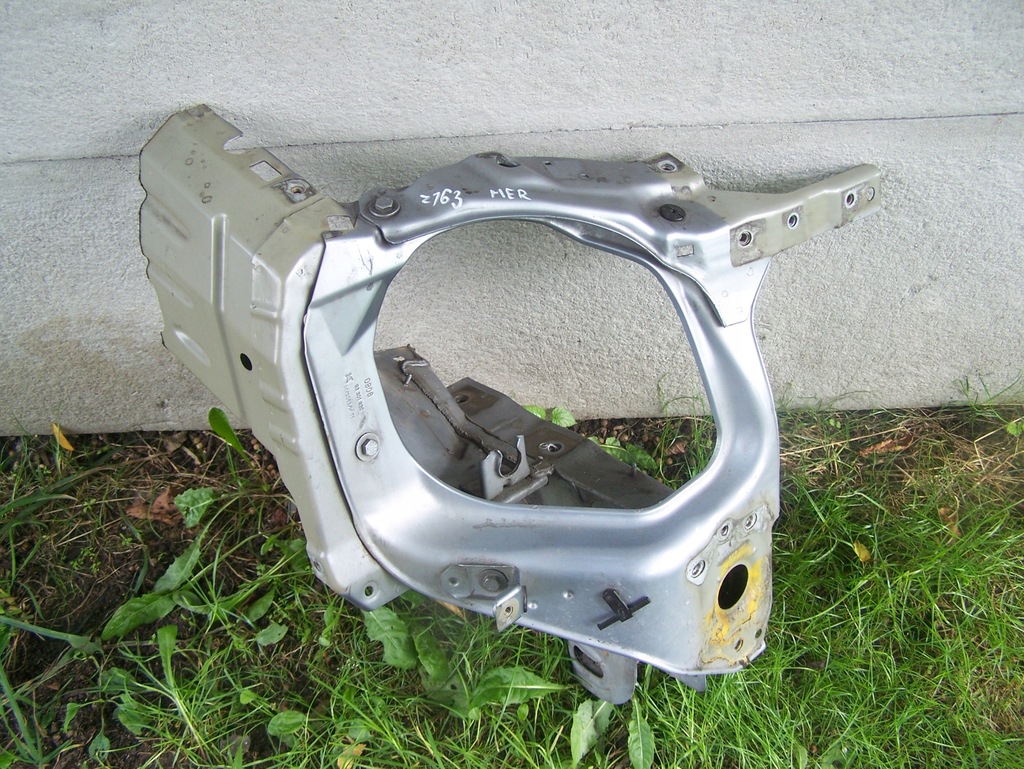 фото №1, Opel meriva- чверть лонжерон права панель фари z163