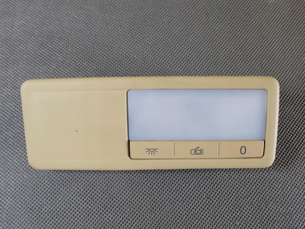 фото №1, Vw touareg 7l лампа салона 7l6867486a