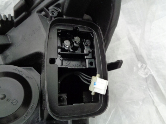 фото №7, Renault оригинальный номер 260100033r лампа передняя